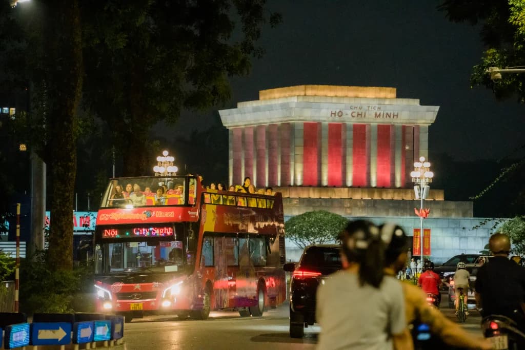 tour-dem-ha-noi (3).webp