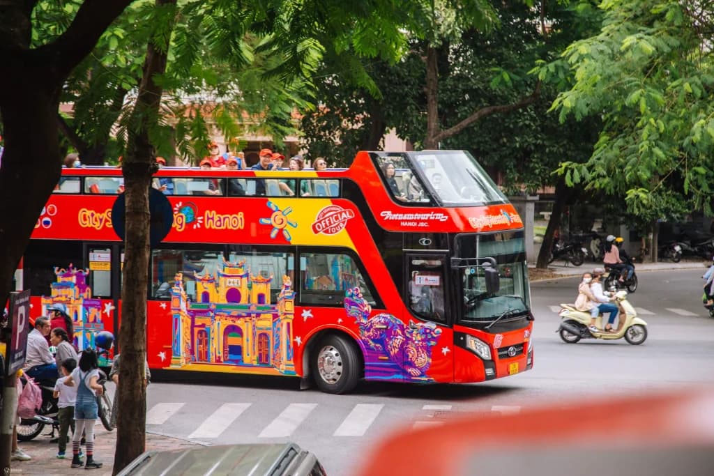 xe-bus-2-tang-ha-noi (4).webp
