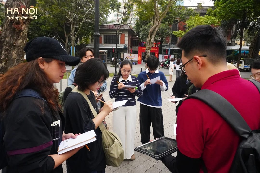 walking-tour-kien-truc-phap (1).webp